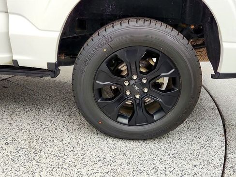 Used 2022 Ford F150 Platinum w/ Equipment Group 701A High AWD/4WD image 9