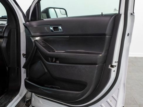 Used 2016 Ford Explorer 4WD Police Interceptor image 16
