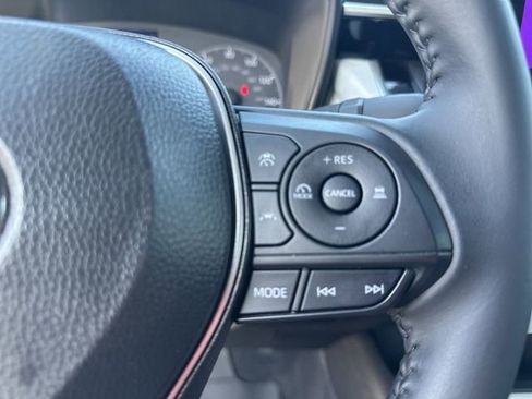 Certified 2025 Toyota Corolla SE image 11