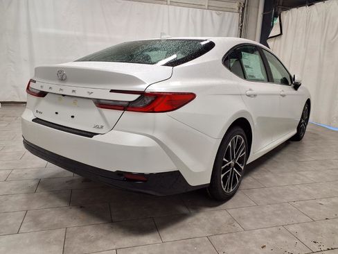 New 2026 Toyota Camry XLE FWD image 9