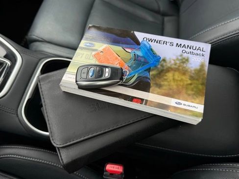 Used 2024 Subaru Outback Touring image 5