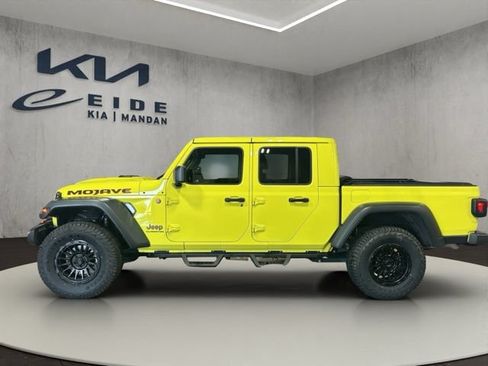 Used 2023 Jeep Gladiator Mojave w/ Cold Weather Group AWD/4WD image 10