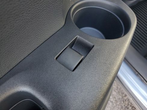 Used 2026 Toyota Corolla Cross L image 14