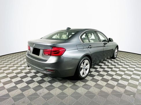 Used 2017 BMW 330i xDrive 330i xDrive image 10