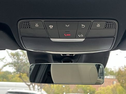 Used 2021 Mercedes-Benz E 350 Sedan image 40