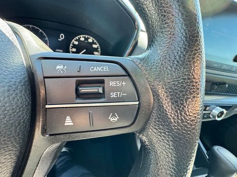 Used 2024 Honda CR-V LX image 8