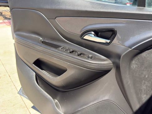 Used 2019 Buick Encore Preferred FWD image 20