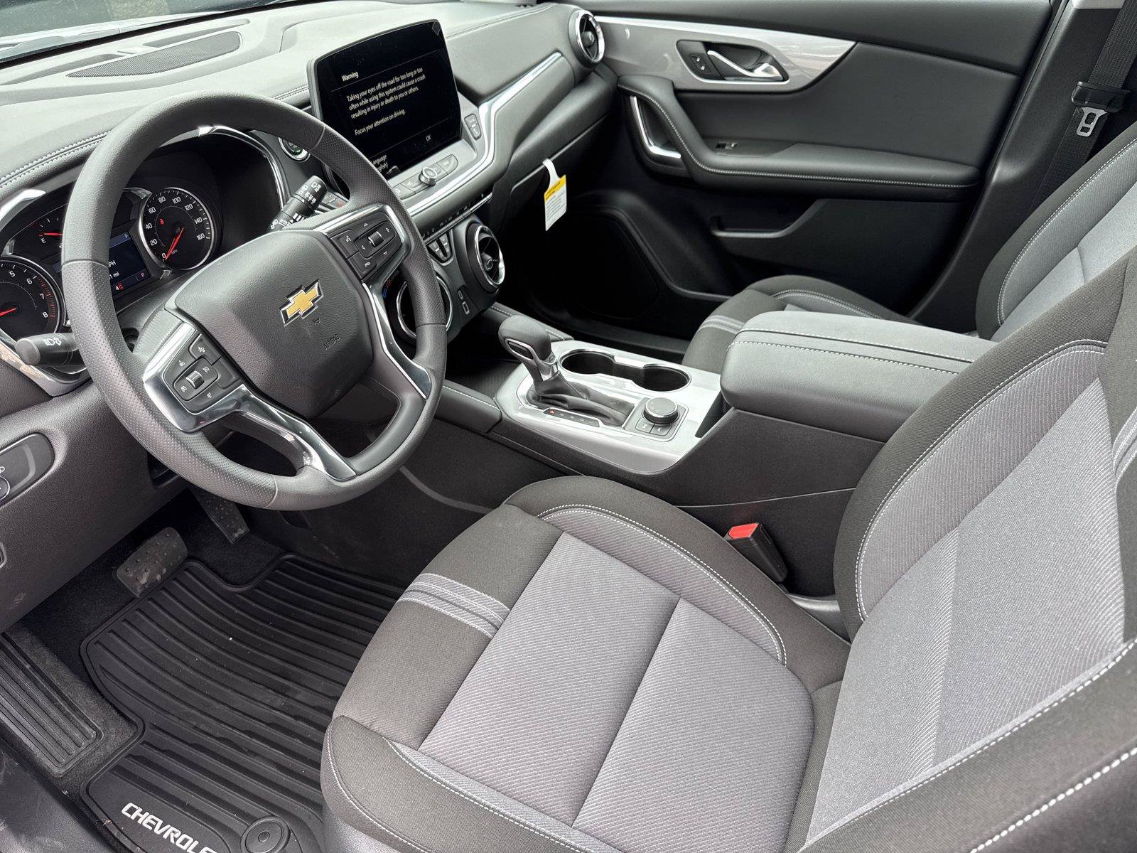 New 2026 Chevrolet Blazer LT FWD image 10