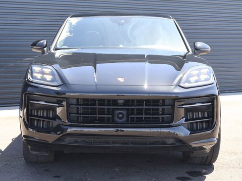Used 2024 Porsche Cayenne S w/ Premium Package Plus (PP1) AWD/4WD image 6