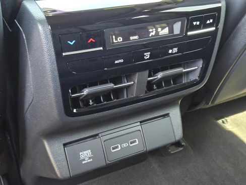 Used 2023 Acura MDX A-Spec image 23