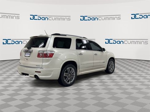 Used 2011 GMC Acadia Denali image 8