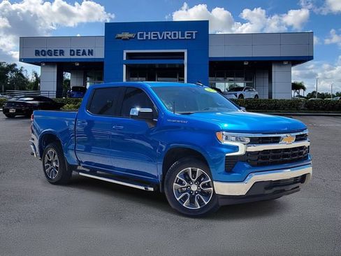 Used 2024 Chevrolet Silverado 1500 LT RWD image 2