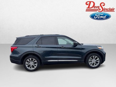 Used 2023 Ford Explorer Limited w/ Limited Technology Package image 5