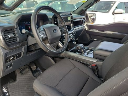 Used 2024 Ford F150 XLT w/ XLT Black Appearance Package RWD image 17