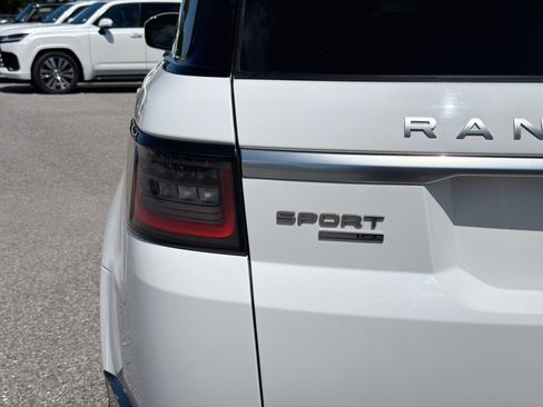 Used 2019 Land Rover Range Rover Sport HSE AWD/4WD image 9