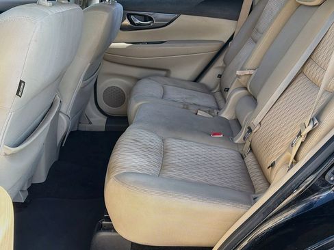 Used 2017 Nissan Rogue S FWD image 26