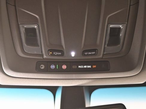 Used 2022 Chevrolet Silverado 1500 LT w/ Bed Protection Package image 32