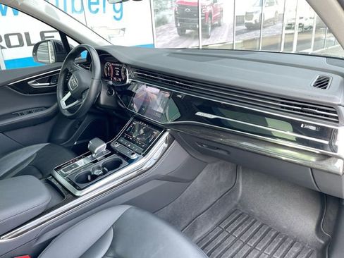 Used 2024 Audi Q7 3.0T Premium Plus image 29