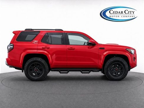 Used 2020 Toyota 4Runner TRD Off-Road Premium w/ Moonroof Package AWD/4WD image 8