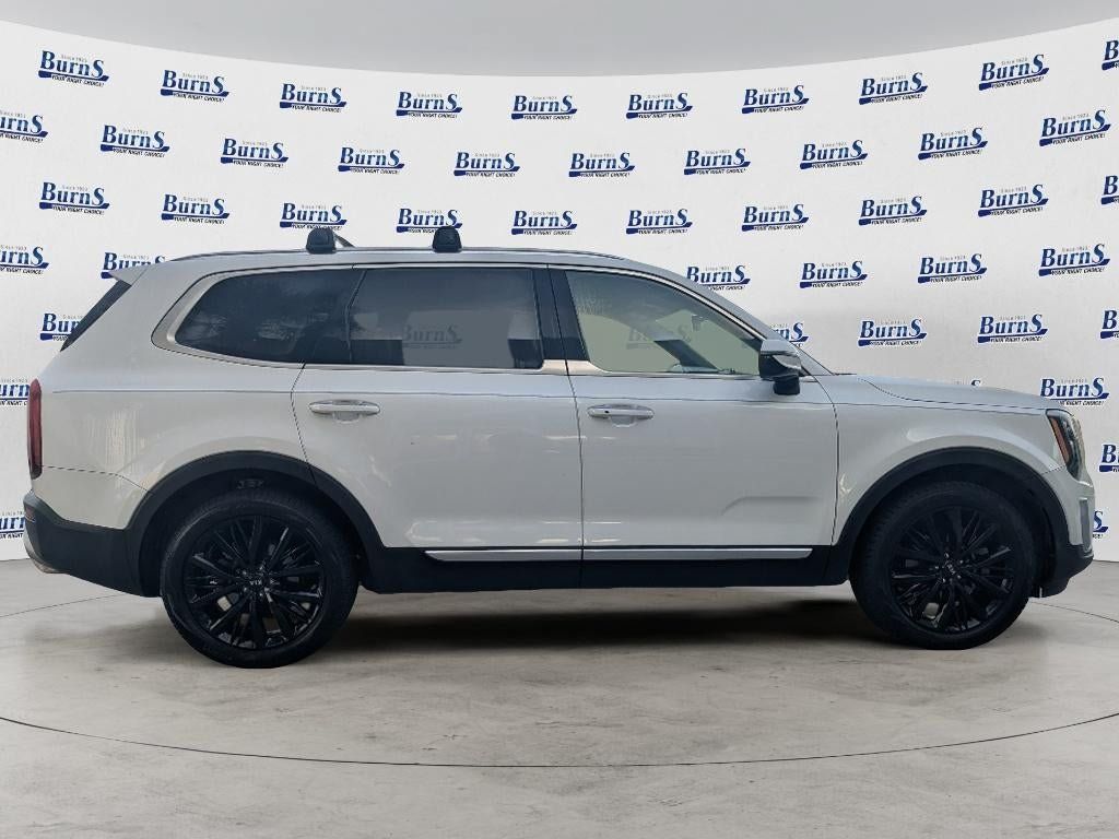 Used 2021 Kia Telluride SX w/ Towing Package FWD image 2