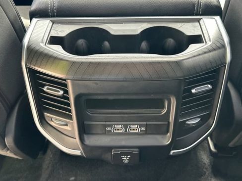 Used 2025 RAM 1500 Big Horn AWD/4WD image 22