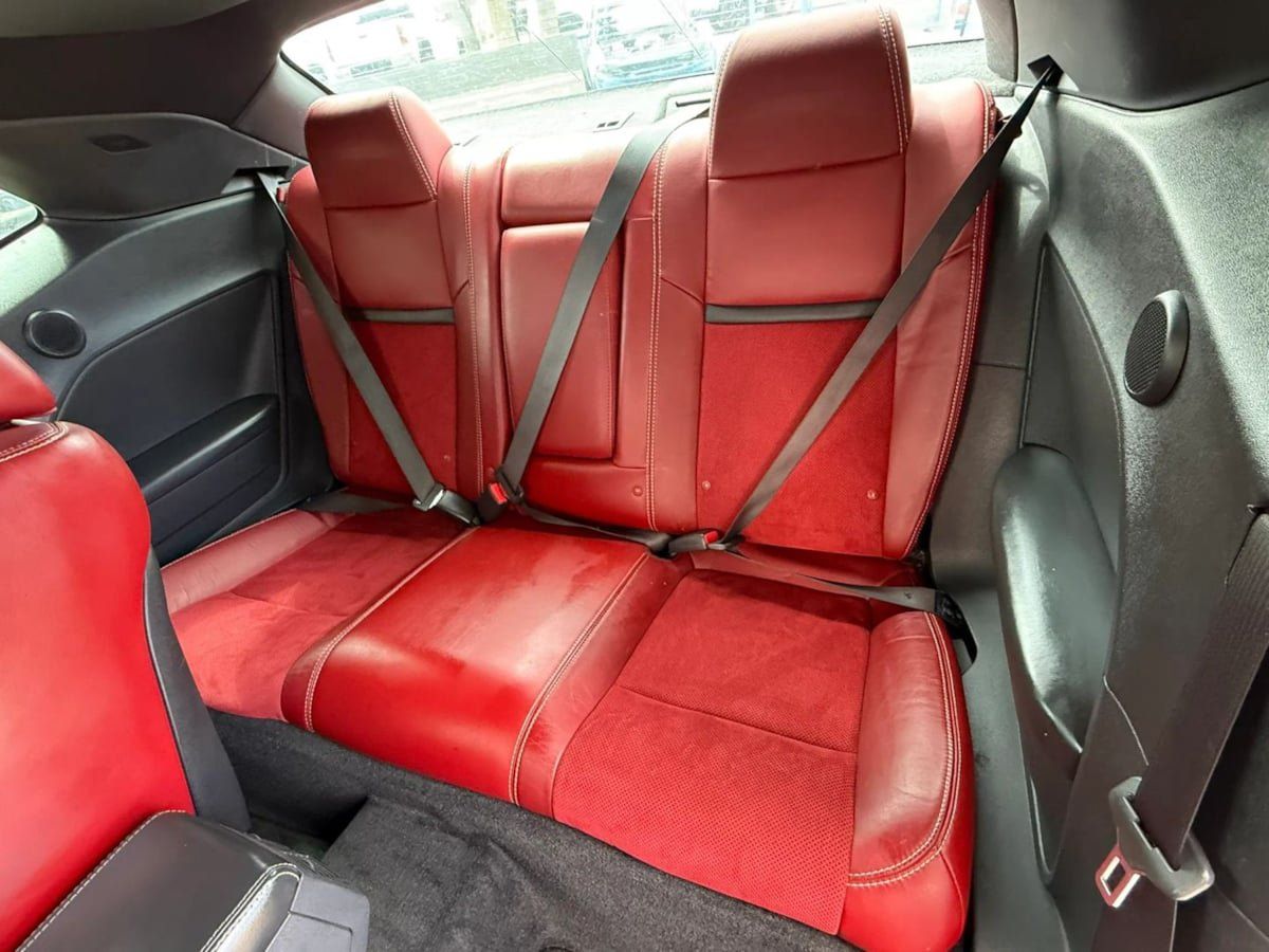 Used 2013 Dodge Challenger SRT8 w/ Harman Kardon Audio Group RWD image 39