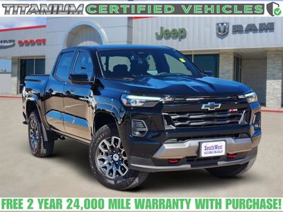 Used 2024 Chevrolet Colorado Z71 w/ Z71 Convenience Package 2