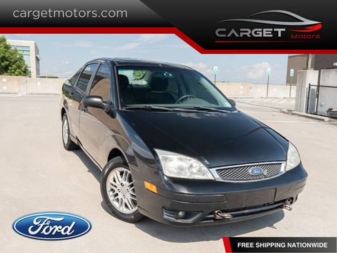Used 2005 Ford Focus S FWD image 1