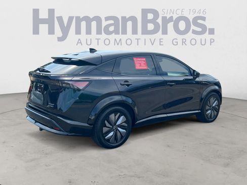 Certified 2023 Nissan Ariya AWD image 3