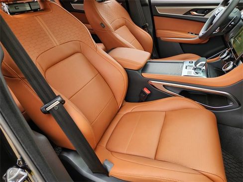 Used 2026 Jaguar F-PACE R-Dynamic S image 11