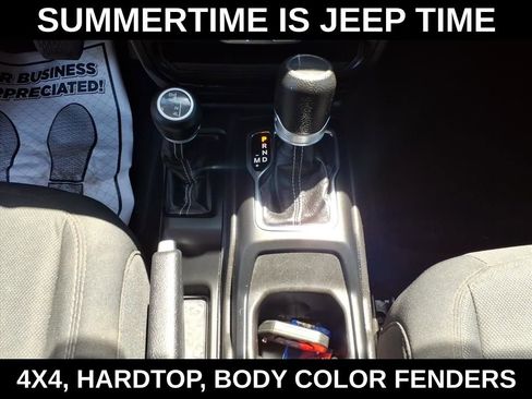 Used 2023 Jeep Gladiator Overland AWD/4WD image 24
