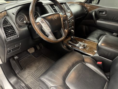 Used 2017 INFINITI QX80 4WD image 10