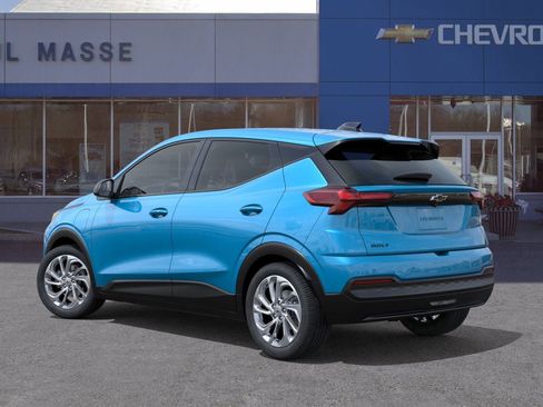 New 2027 Chevrolet Bolt LT w/ Comfort Package FWD image 3