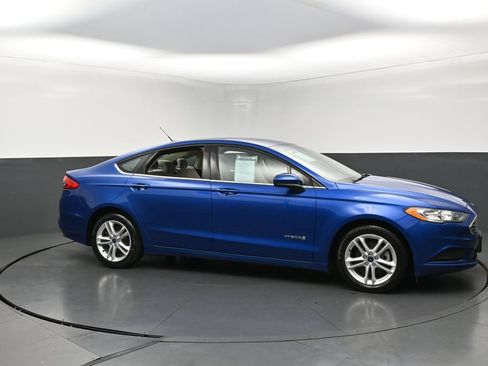 Used 2018 Ford Fusion S FWD image 30