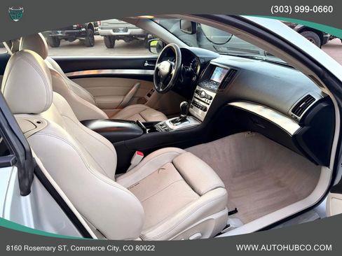 Used 2013 INFINITI G37 x Coupe w/ Premium Pkg image 9