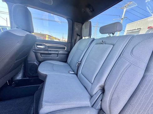 Certified 2024 RAM 2500 Big Horn w/ Bed Utility Group AWD/4WD image 18