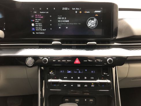 Certified 2024 Kia Carnival SX Prestige image 22