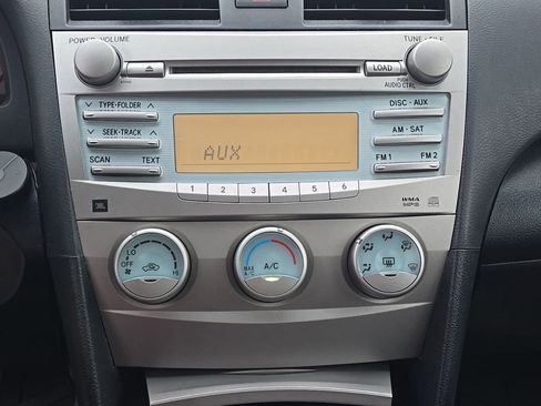 Used 2009 Toyota Camry SE FWD image 16