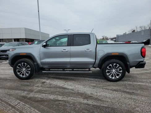 Used 2024 GMC Canyon Denali image 7