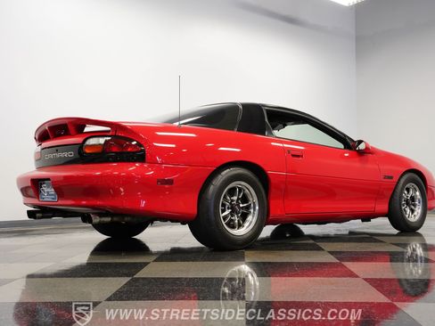 Used 2001 Chevrolet Camaro Z28 RWD image 28