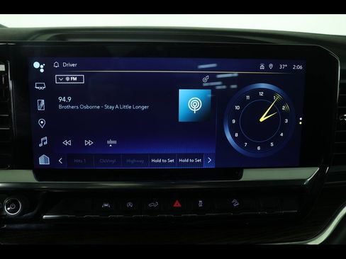 Used 2022 Chevrolet Silverado 1500 LT image 28