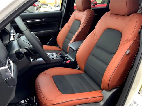 New 2025 MAZDA CX-5 Carbon Edition image 13