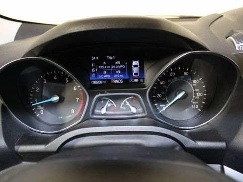 Certified 2019 Ford Escape SEL image 18