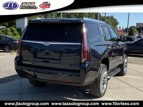 Used 2019 Cadillac Escalade Luxury RWD image 7
