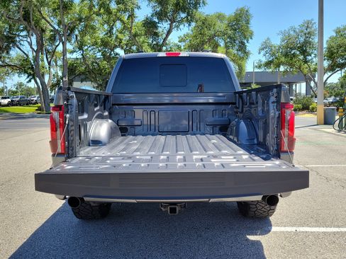 Used 2025 Ford F150 Lariat w/ Equipment Group 501A Mid image 9