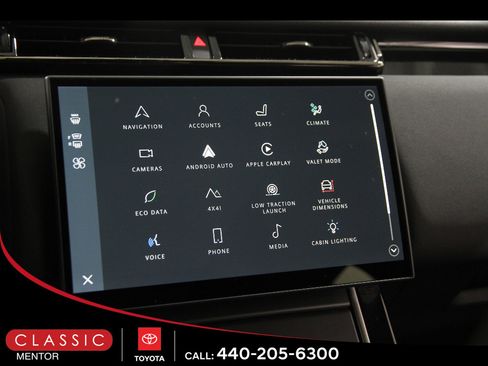 Used 2025 Land Rover Range Rover Velar Dynamic SE image 13