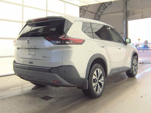 Used 2021 Nissan Rogue SV AWD/4WD image 5