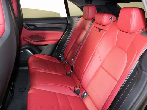 Used 2025 Porsche Macan Turbo Electric image 37