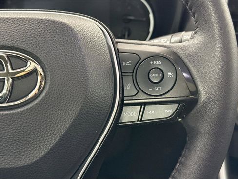 Used 2023 Toyota RAV4 XLE Premium FWD image 20