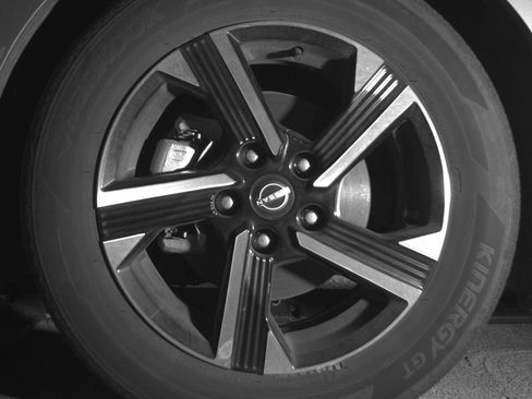 Used 2025 Nissan Sentra SV image 12